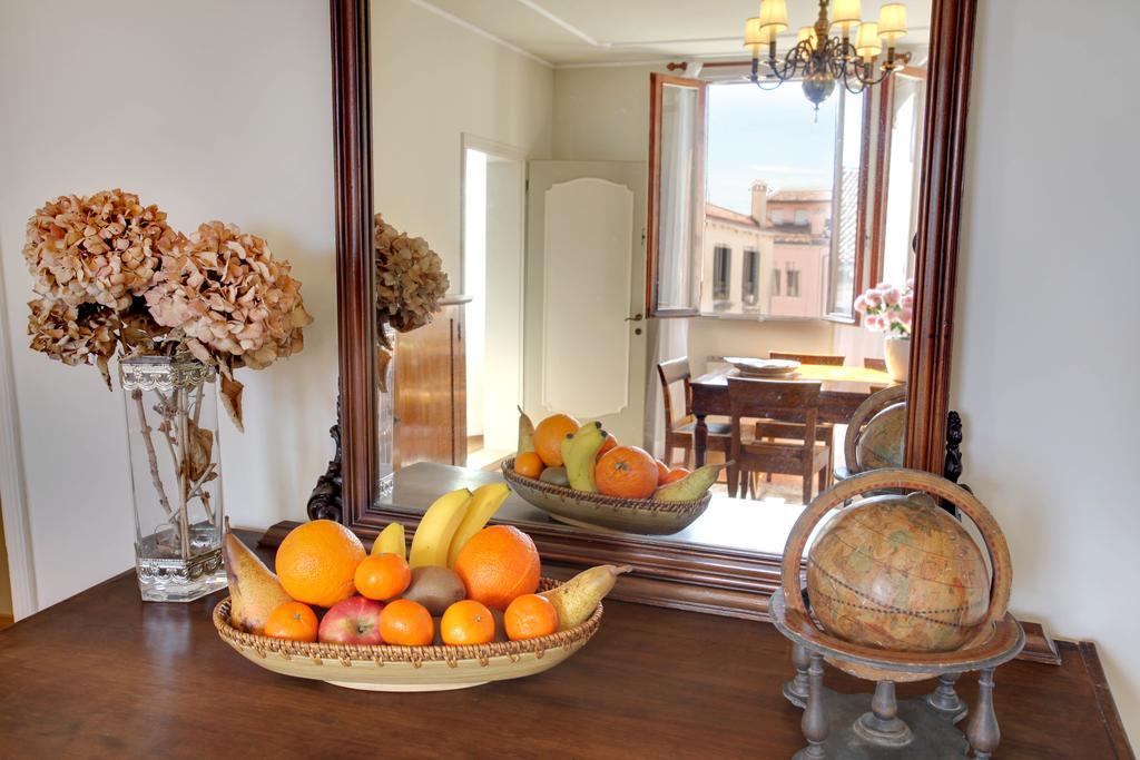 Canale Venice Room photo